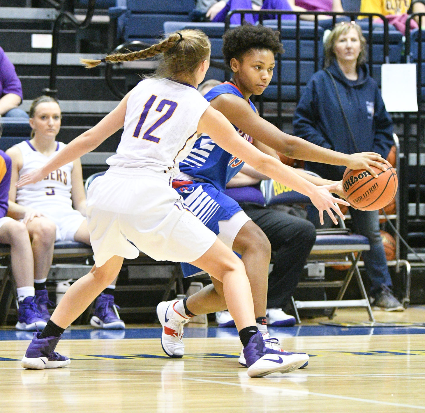 IHMVCU Shootout - Davenport Central vs. Sherrard